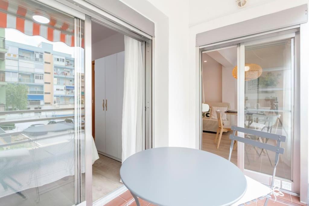 Coqueto Junto A La Playa. Apartamento