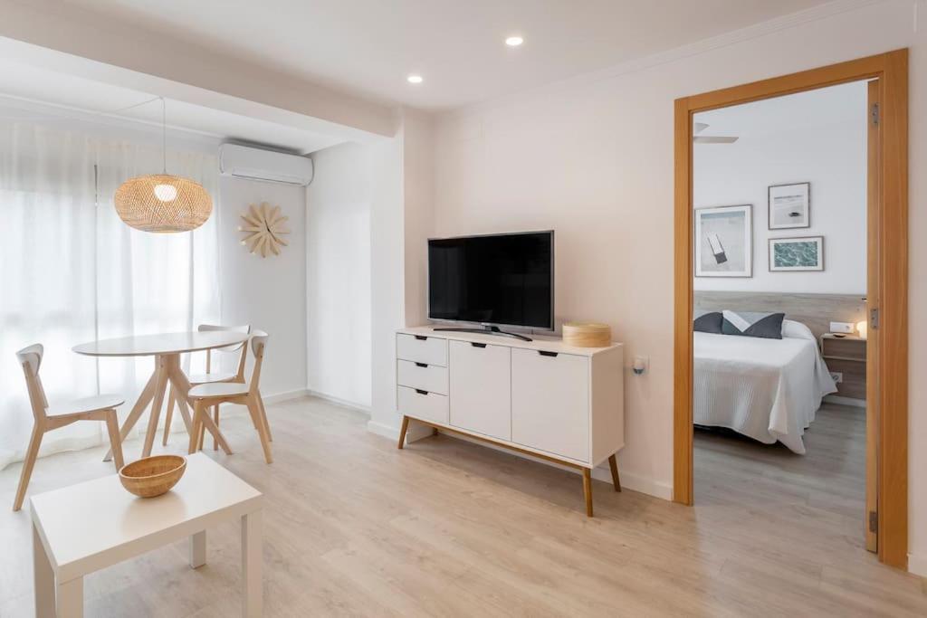 Coqueto Junto A La Playa. Apartamento